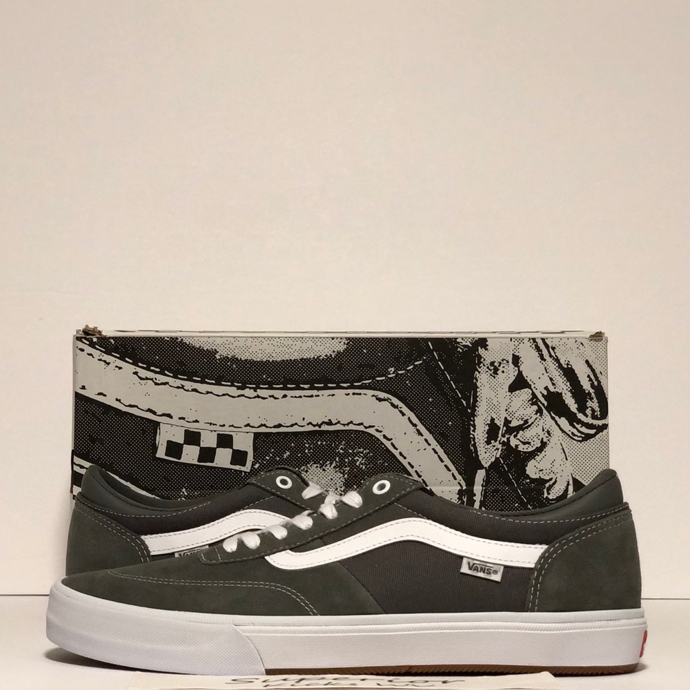 Vans Gilbert Crockett “Pewter/True White”